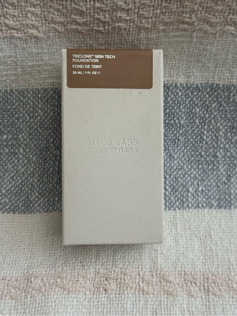 Haus Labs Triclone Skin Tech Foundation - Medium Cool